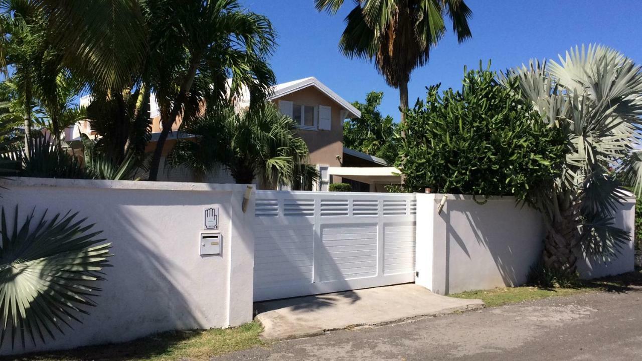 סן-פרנסואה Villa Iguanou Et Piscine En Bord De Mer Proche Plages Marina Et Golf מראה חיצוני תמונה